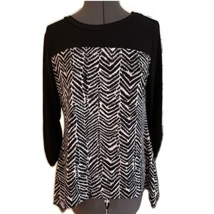 Cute print tunic top size S  ~ EUC ~